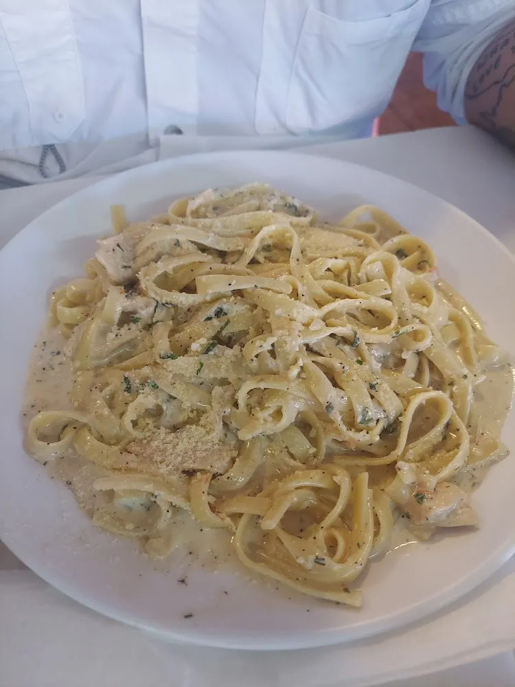 Fettuccine Alfredo with Chicken
