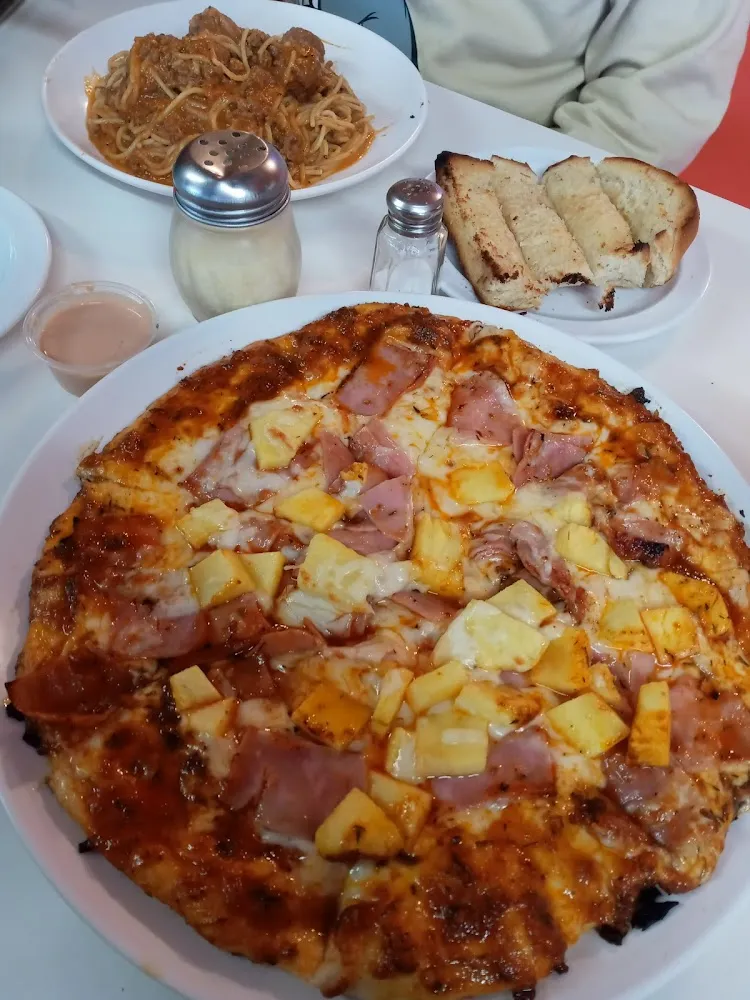 Hawaiian Pizza
